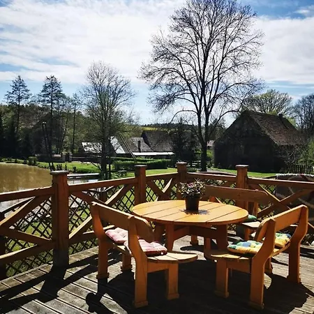 Zbychowka Вилла *